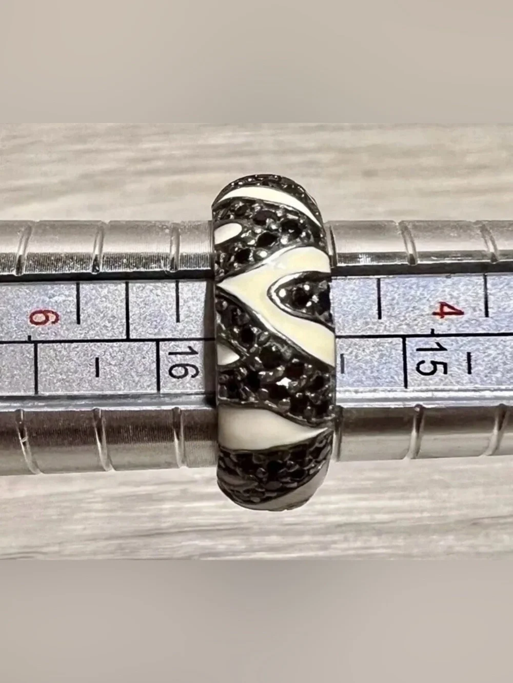 Designer Hidalgo Sterling Silver & White Enamel Black Pave CZ Band Ring, Size 5